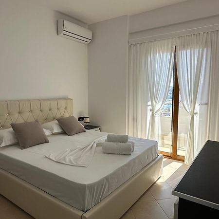 Rama Apartments Sarandë Exterior foto