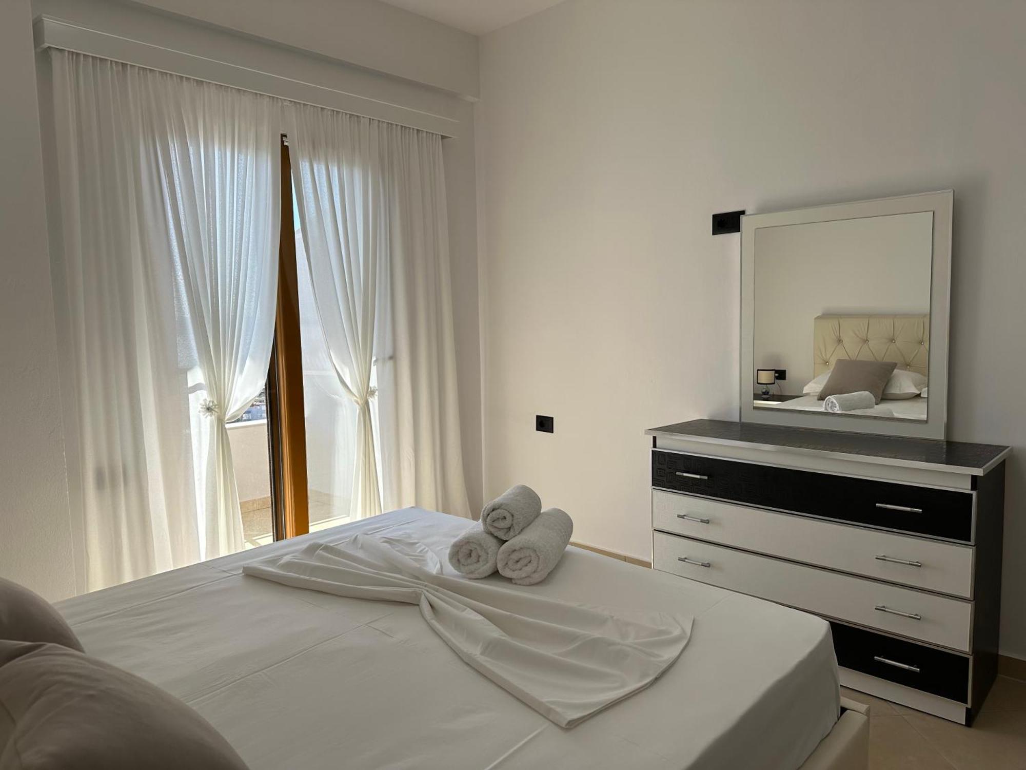 Rama Apartments Sarandë Exterior foto